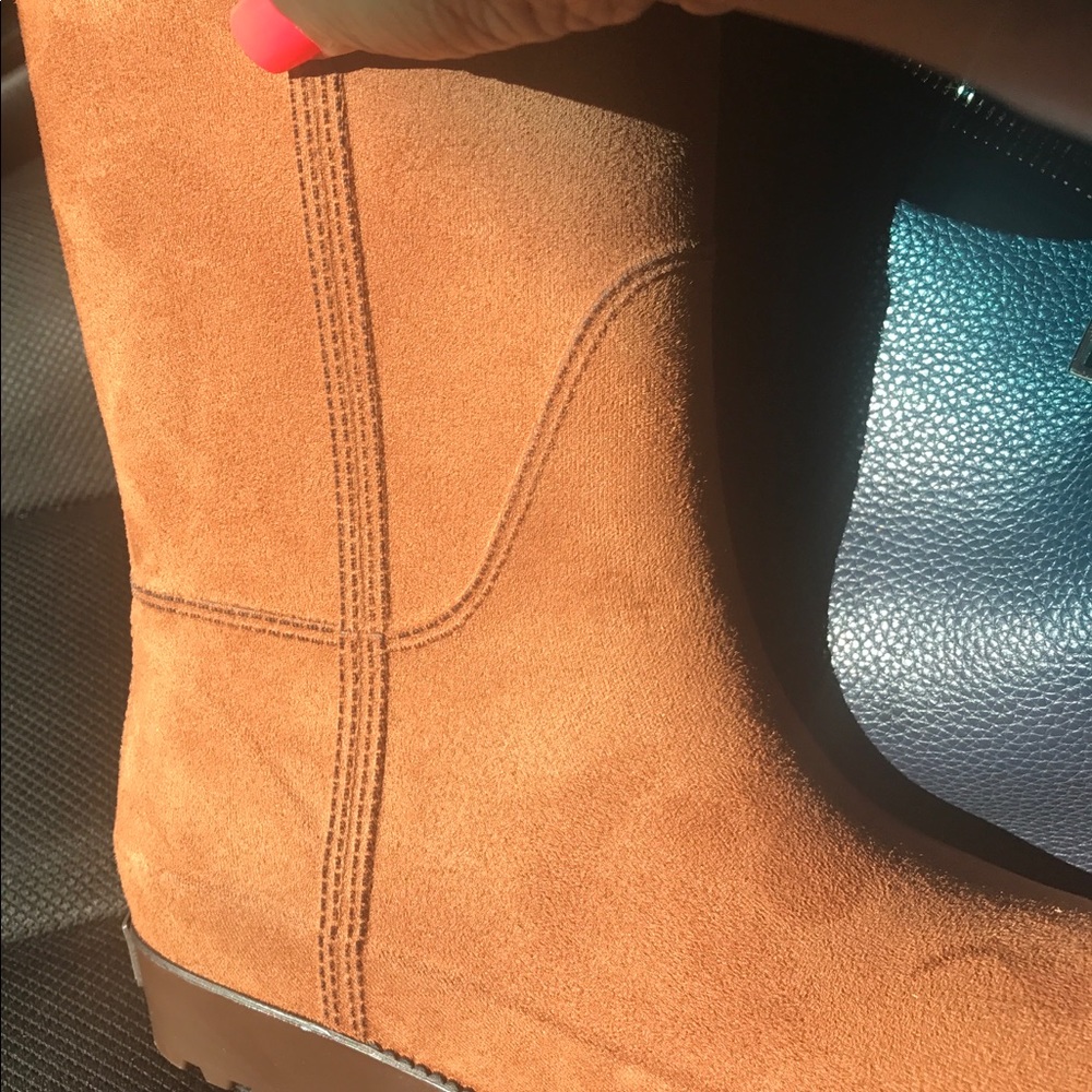 Rain boots