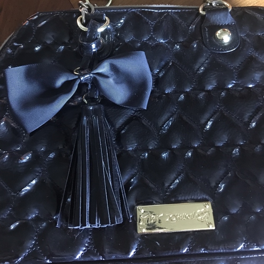 Betsey Johnson Yours Mine & Ours black quilted bag - Picture 3 of 8