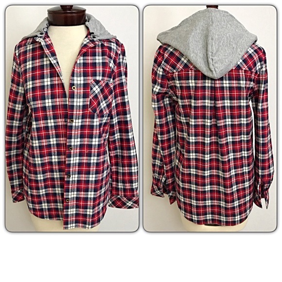 Plaid Flannel Hooded Button Up Shirt ML - Picture 3 of 4