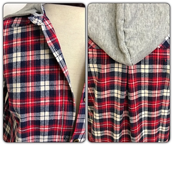 Plaid Flannel Hooded Button Up Shirt ML - Picture 4 of 4