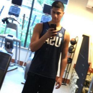 Meet your Posher, Ross