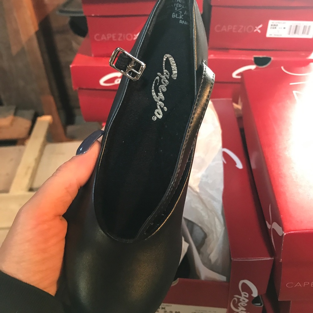 Capezio character shoe