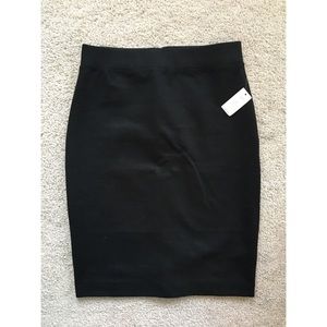 GAP Pencil Skirt ✏️