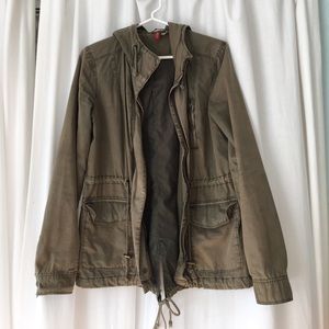 HOODED ARMY JACKET