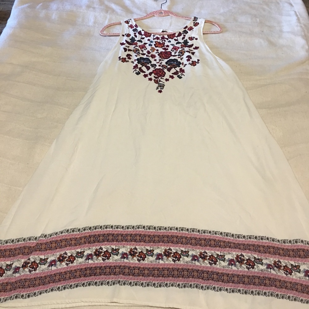 Cream, floral above knee dress!