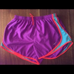 💥SALE! NWOT Nike dry fit shorts