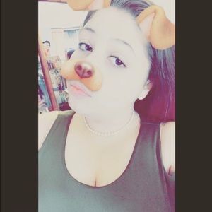 Meet your Posher, Amanda