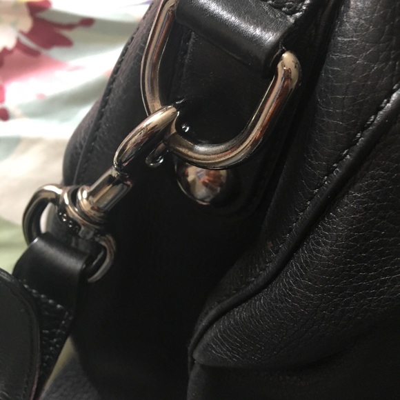 Gucci Iconic Bag - Picture 5 of 6