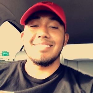 Meet your Posher, Luis