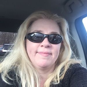 Meet your Posher, Charlene