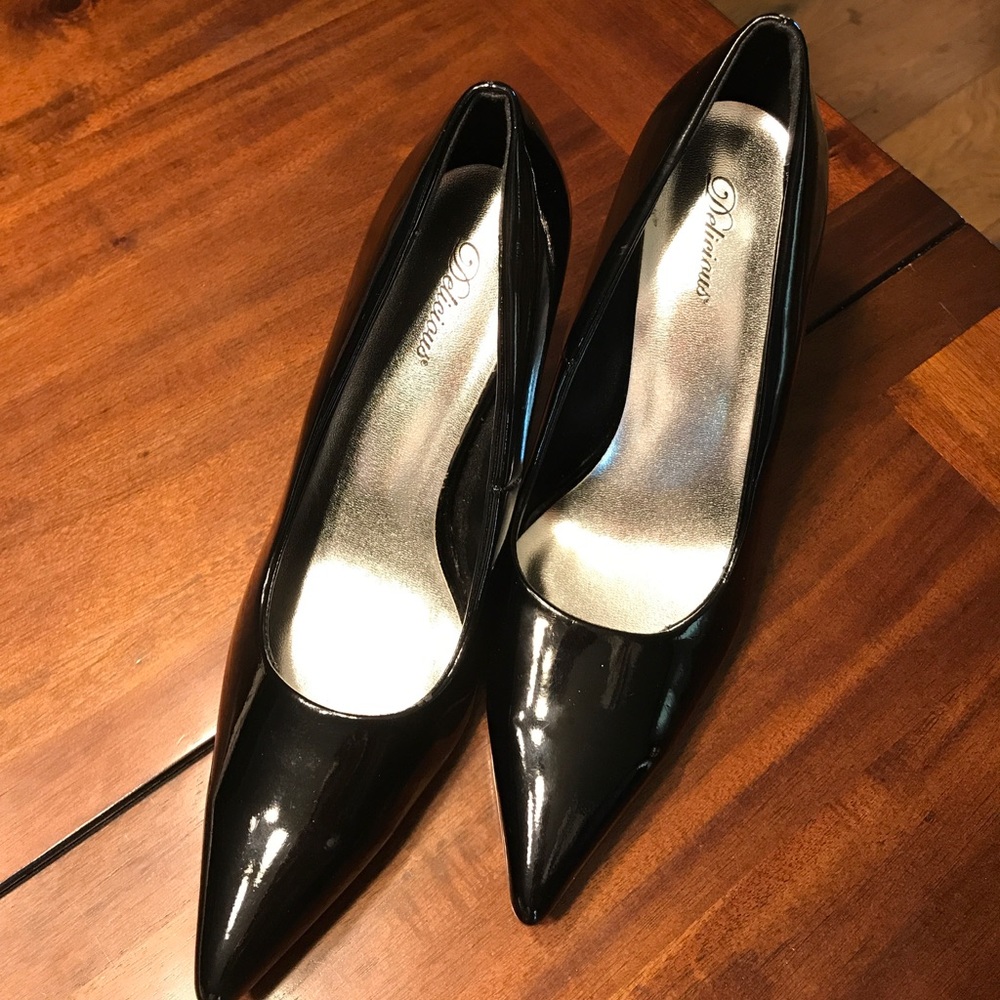 Brand new black high heels!!