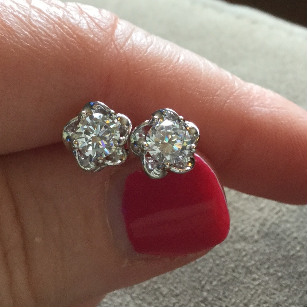 💫Last 2! Fave! AAA Zircon Sterling Stud Earrings! - Picture 3 of 7