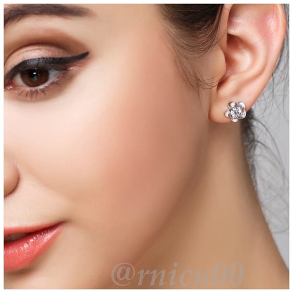 💫Last 2! Fave! AAA Zircon Sterling Stud Earrings! - Picture 6 of 7
