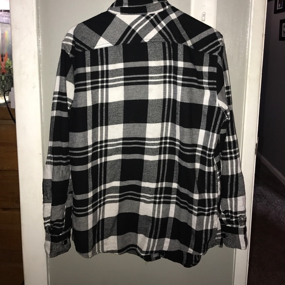 Men's Flannel Black and White Like New - Picture 4 of 4