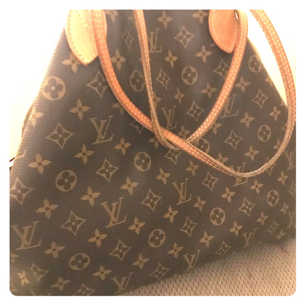 ***SOLD***Authentic LV Neverfull GM - ***SOLD***