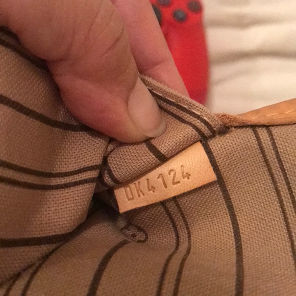 ***SOLD***Authentic LV Neverfull GM - ***SOLD*** - Picture 5 of 8
