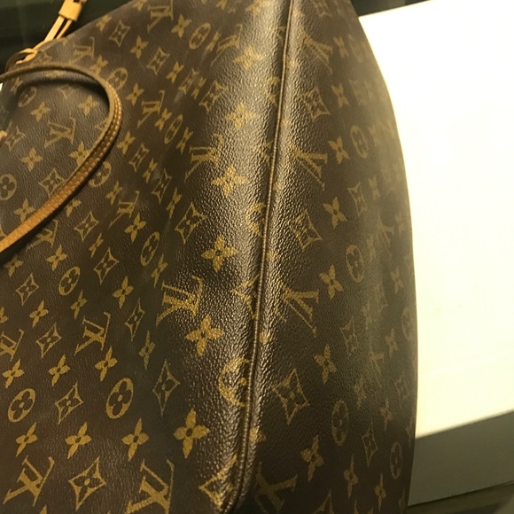 ***SOLD***Authentic LV Neverfull GM - ***SOLD*** - Picture 7 of 8