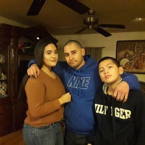 Meet your Posher, Aron