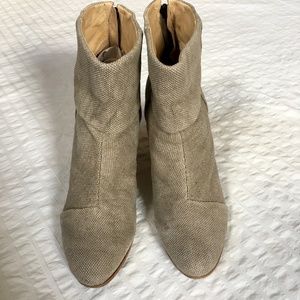LOWEST ⬇️ rag & bone "Newbury" canvas booties