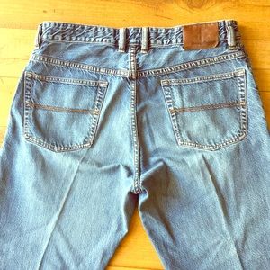 Tommy Bahama Jeans