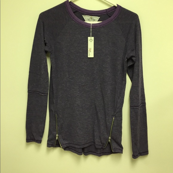 T2 Love Other - NWT T2 Love Tee