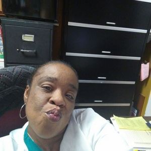 Meet your Posher, Dionne