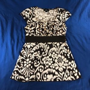 Byline Byer California Floral Blouse Short Sleeve