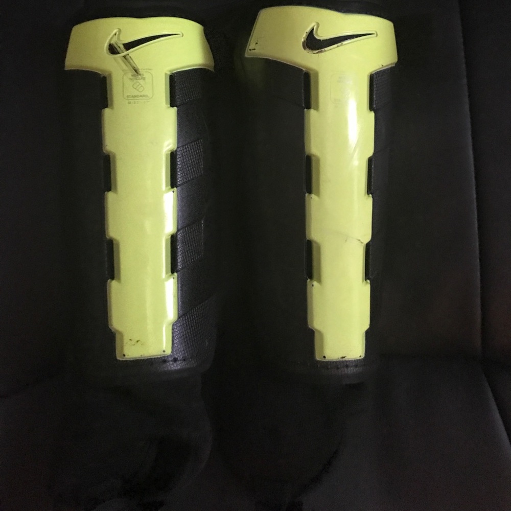 Soccer shin guards