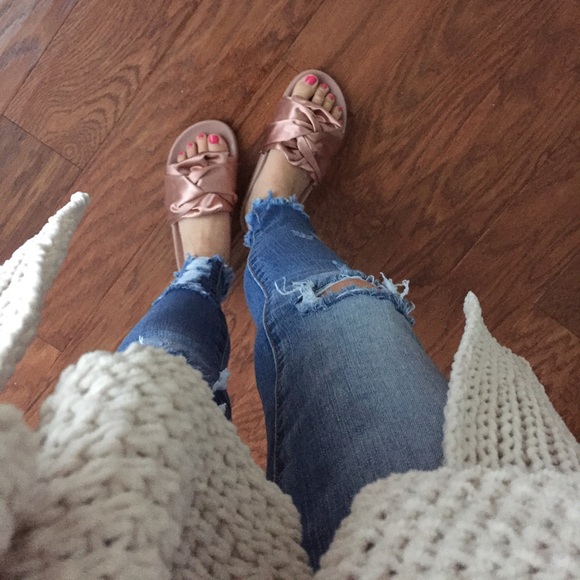 💥LAST ITEM💥Pink Satin Bow Slides - Picture 3 of 4