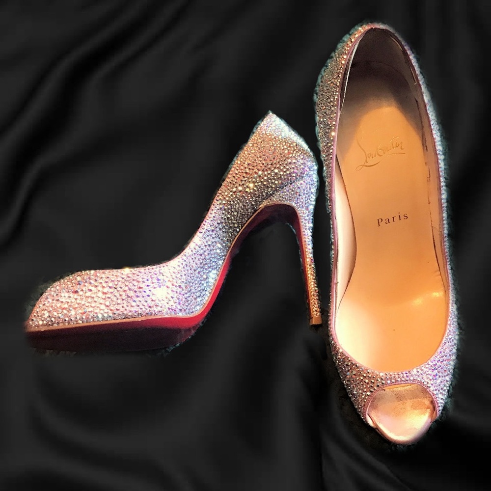 Christian Louboutin Strauss Peep Toe  pumps