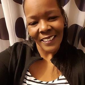 Meet your Posher, Dimple