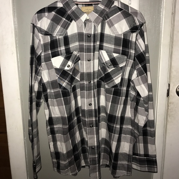 Men's Flannel Button Down - Picture 2 of 4