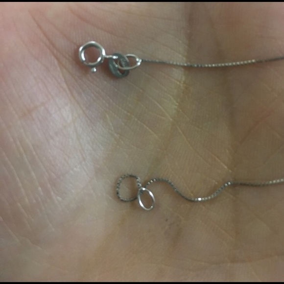 2.0 Ct Princess Diamond 14K Gold Necklace 16” - Picture 5 of 5