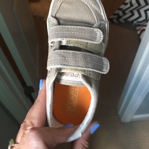 Toddler sperry khaki shoes size 9