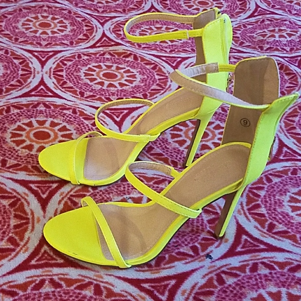 Neon Green Heels - Picture 3 of 3