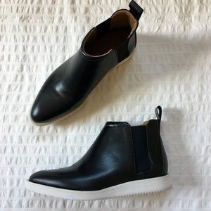 LOWEST ⬇️ Everlane "The Street Ankle Boot" - black