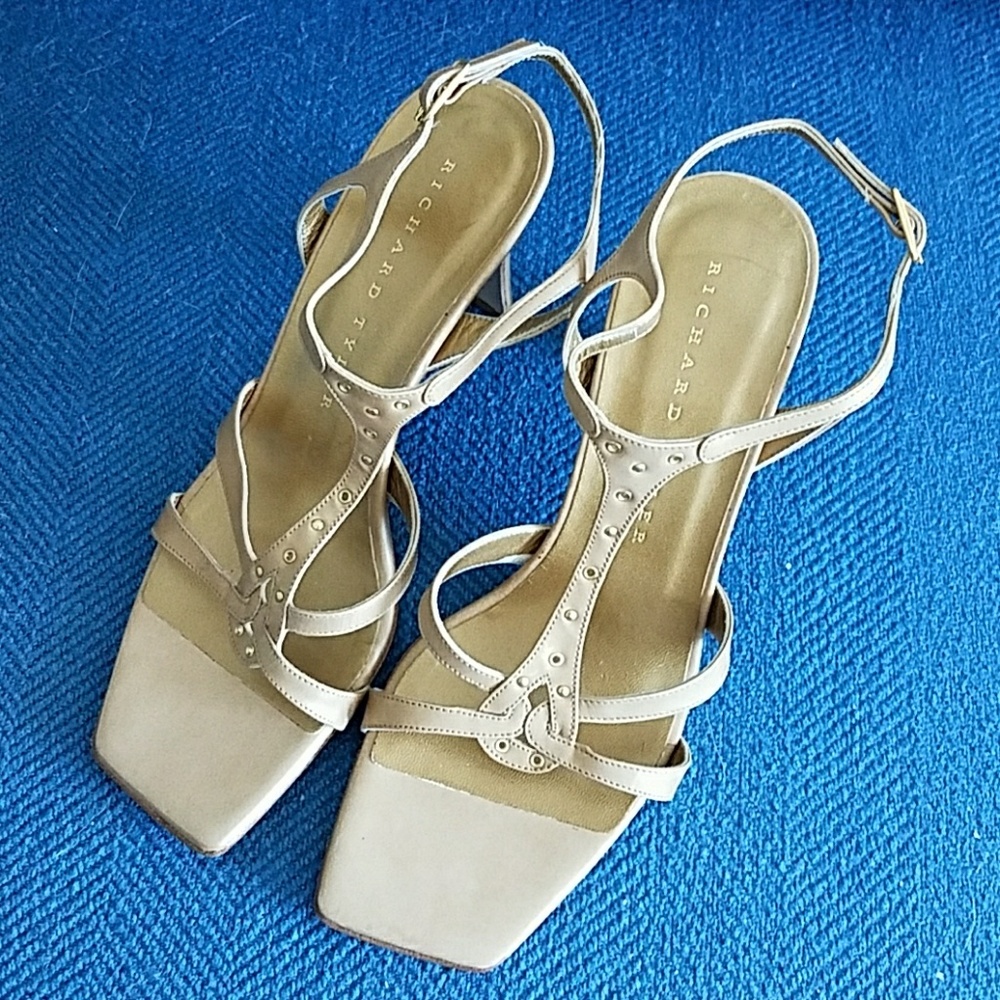 Richard Tyler Nude Golden Heels.