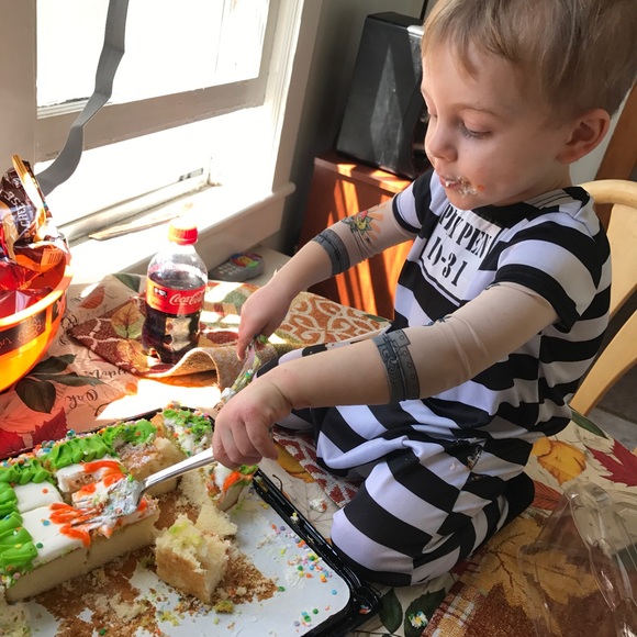 Meet your Posher, Jen - Picture 3 of 8