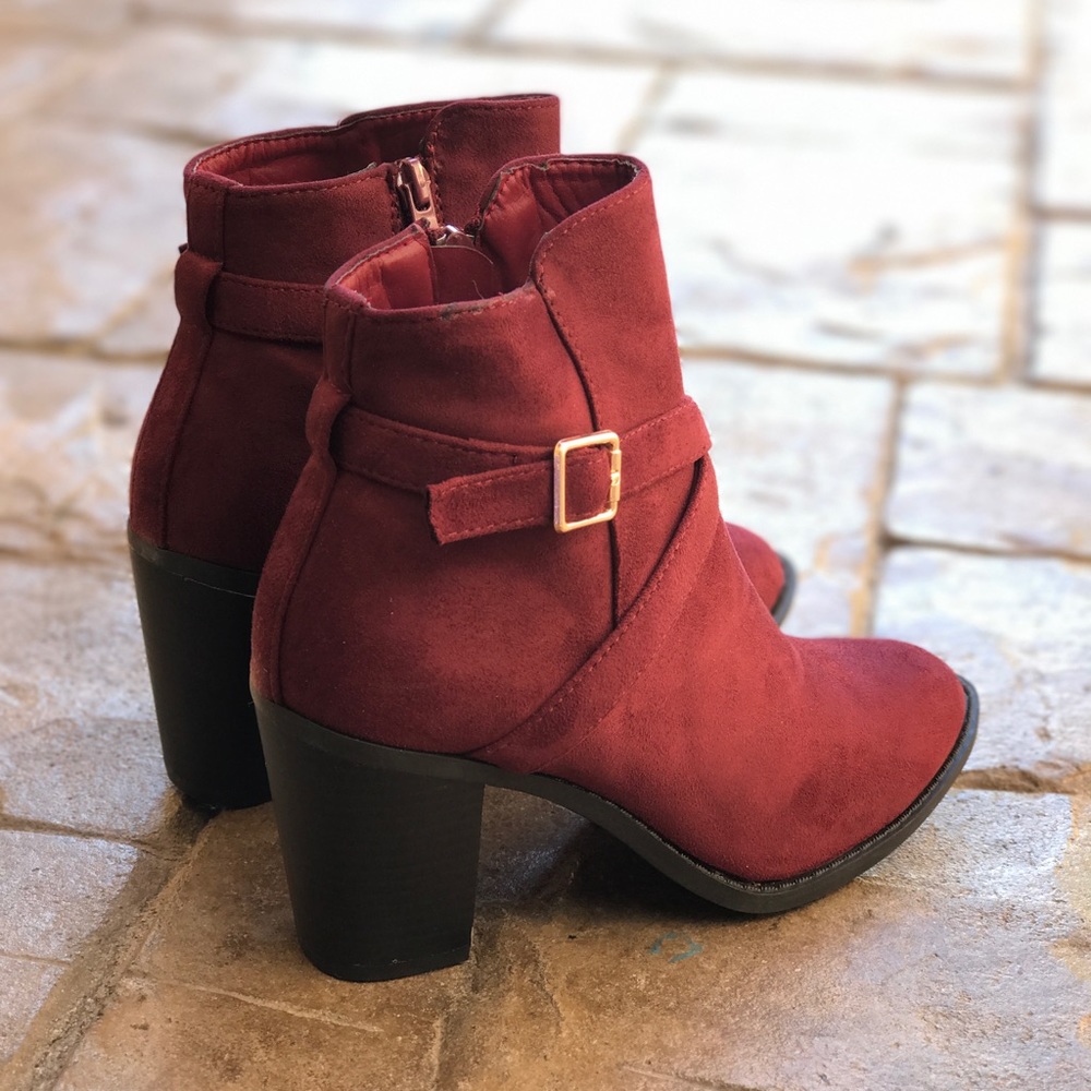 Distressed Wine Crisscross Buckle Bootie - Picture 4 of 6