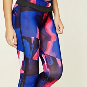 Forever 21 abstract legging and bra size S