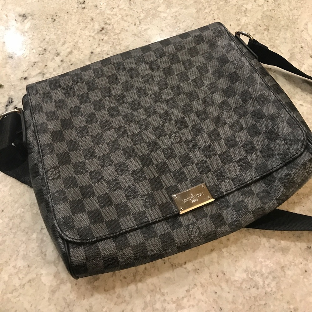 Louis Vuitton Bag