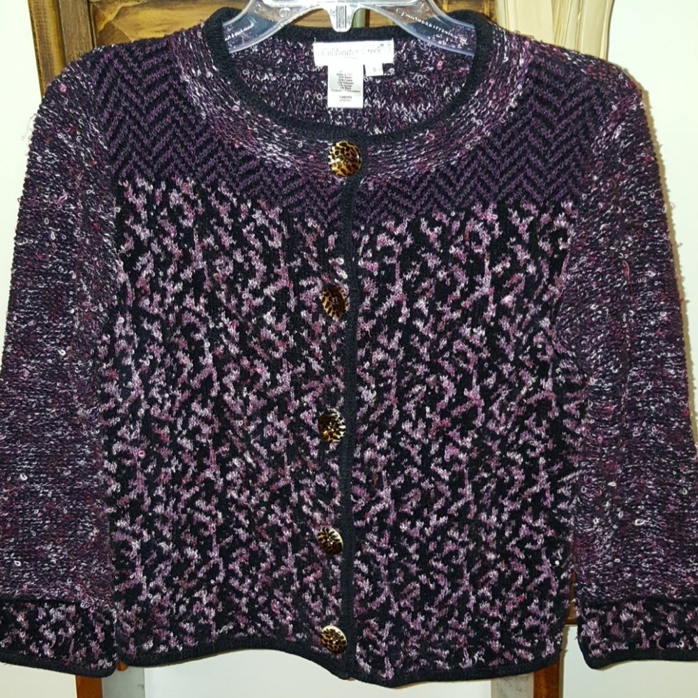 $5 ITEM. Lovely purple and black sweater. MUST BUNDLE WITH TWO OTHER ITEMS - Picture 3 of 7