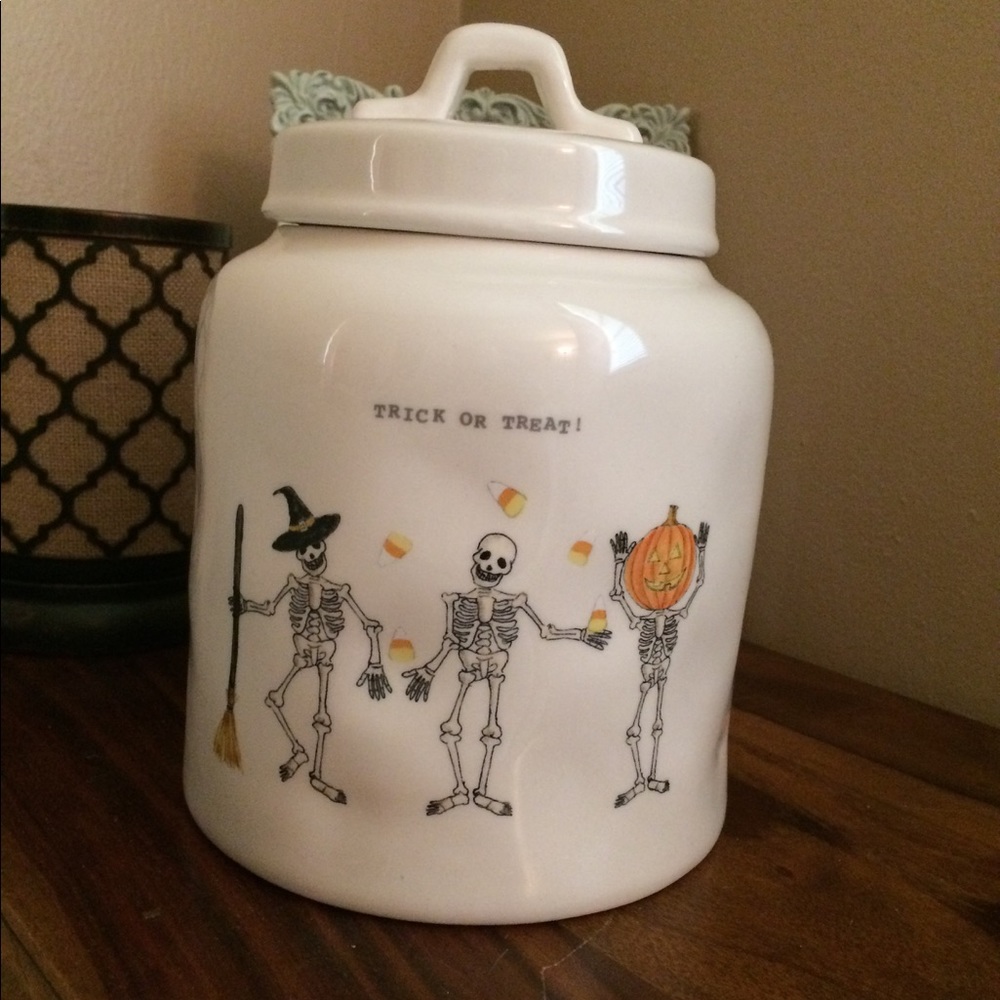 Rae Dunn 2017 Halloween Trick or Treat Canister