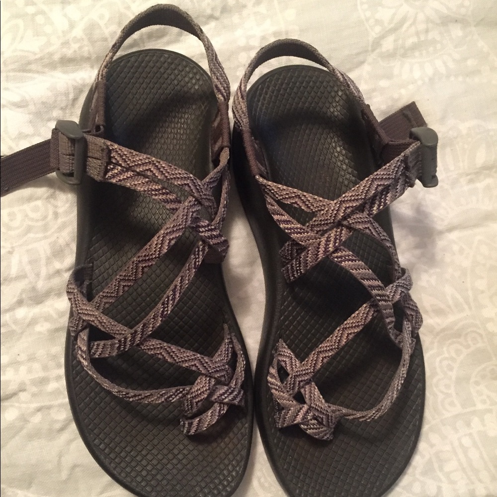 Chacos!
