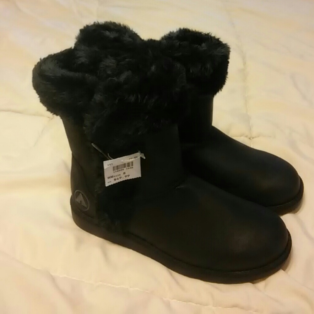 NWT BLACK UNWORN AIRWALK WINTER BOOTS