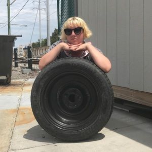 Meet your Posher, Ellsbeth