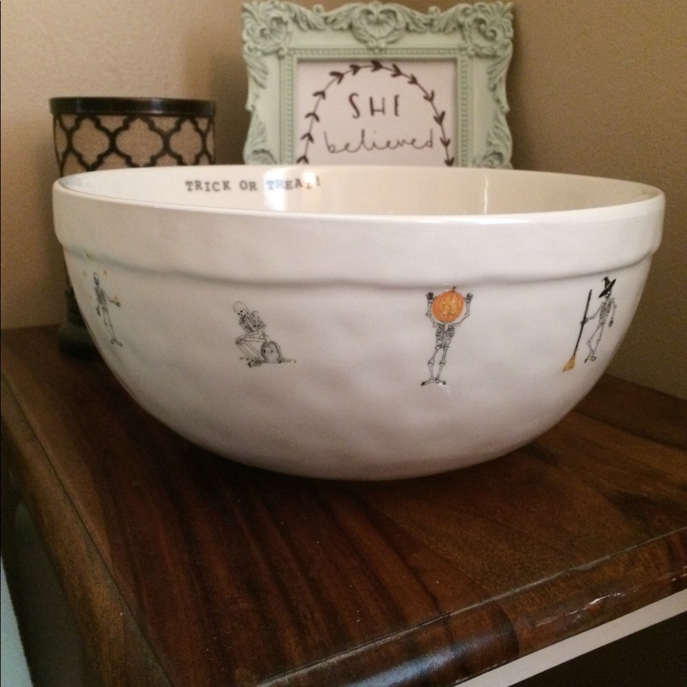 Rae Dunn 2017 Halloween Trick or Treat Bowl