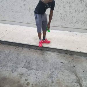 Meet your Posher, Malik