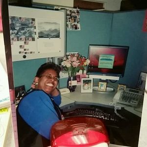 Meet your Posher, Joyce