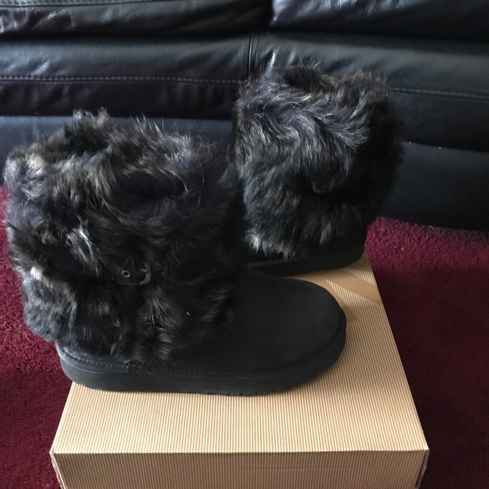 UGG Black Leather ELLEE Boot